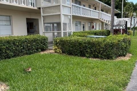 Condo in Deerfield Beach, Florida, 1 bedroom № 2174167 - photo 9