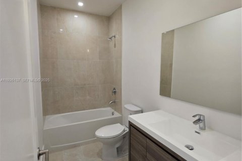 Adosado en venta en Dania Beach, Florida, 3 dormitorios № 1984684 - foto 14