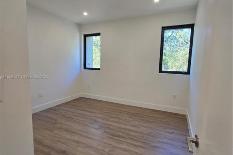 Adosado en venta en Dania Beach, Florida, 3 dormitorios № 1984684 - foto 13