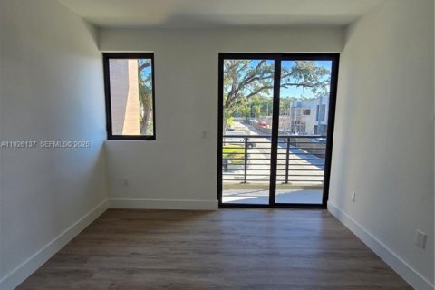 Adosado en venta en Dania Beach, Florida, 3 dormitorios № 1984684 - foto 15