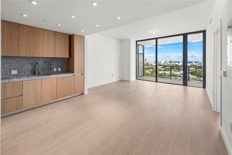 Condominio en venta en Miami Beach, Florida, 1 dormitorio, 81.57 m2 № 1860648 - foto 5