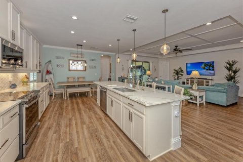 Casa en venta en Nokomis, Florida, 4 dormitorios, 217.39 m2 № 2138768 - foto 9