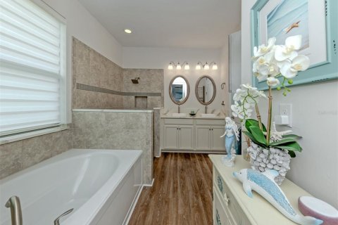 Casa en venta en Nokomis, Florida, 4 dormitorios, 217.39 m2 № 2138768 - foto 12