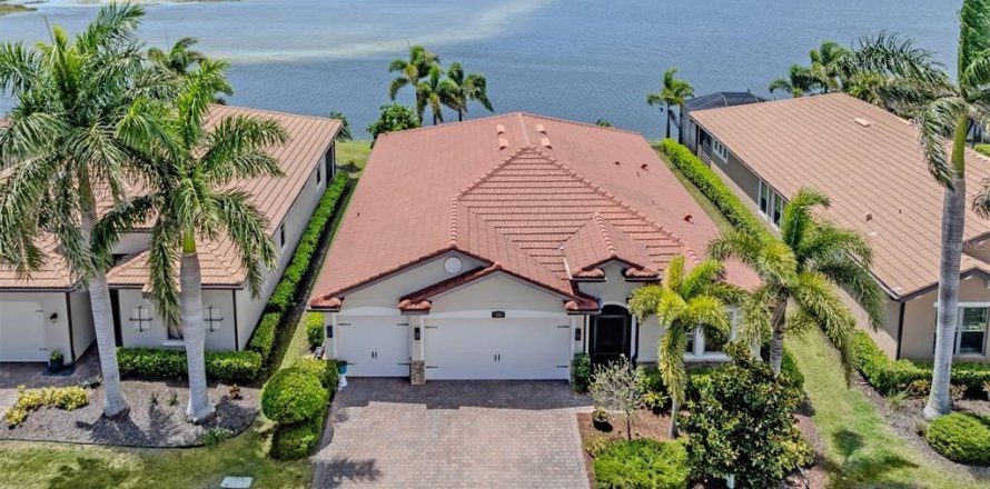 Casa en Nokomis, Florida 4 dormitorios, 217.39 m2 № 2138768