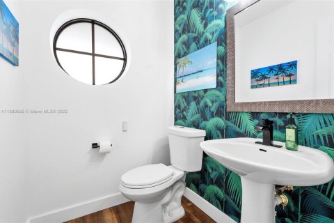 House in Deerfield Beach, Florida 1 bedroom, 78.6 sq.m. № 1930139 - photo 19