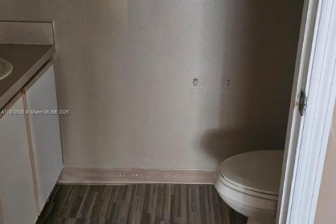 Townhouse in Miramar, Florida 3 bedrooms, 139.17 sq.m. № 1770583 - photo 5