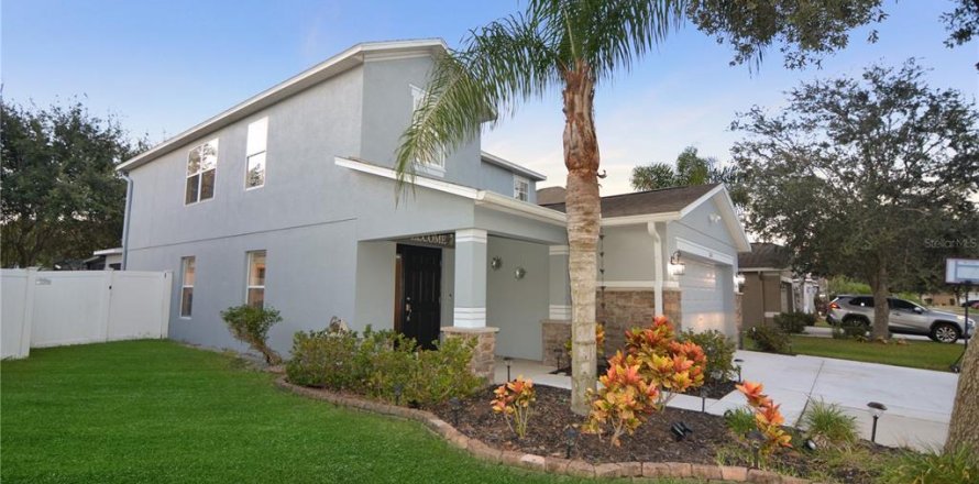 Villa ou maison à Hudson, Floride 5 chambres, 202.53 m2 № 2430794