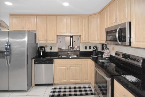 Villa ou maison à vendre à Hudson, Floride: 5 chambres, 202.53 m2 № 2430794 - photo 9