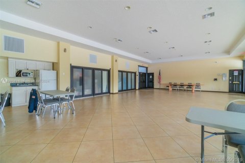 Купить кондоминиум в Авентура, Флорида 1 спальня, 68.84м2, № 1937210 - фото 26