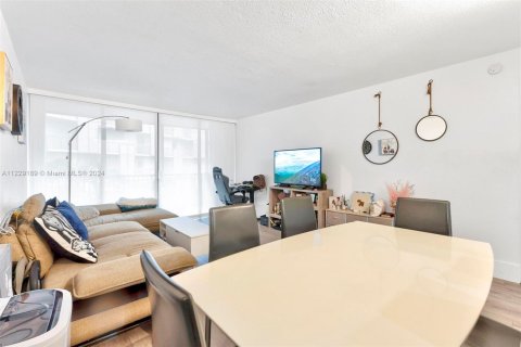 Купить кондоминиум в Авентура, Флорида 1 спальня, 68.84м2, № 1937210 - фото 24