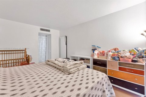 Купить кондоминиум в Авентура, Флорида 1 спальня, 68.84м2, № 1937210 - фото 13
