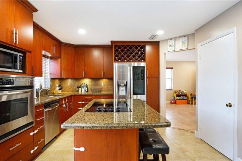 Casa en venta en Plantation, Florida, 3 dormitorios, 137.87 m2 № 1987663 - foto 21