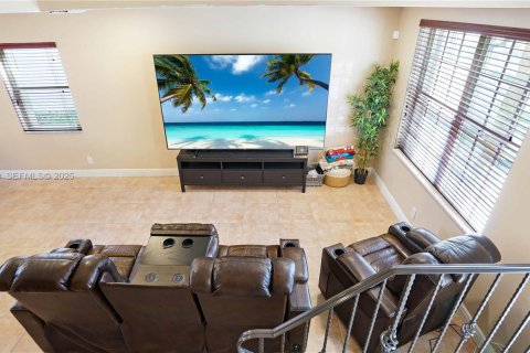 Casa en venta en Plantation, Florida, 3 dormitorios, 137.87 m2 № 1987663 - foto 7