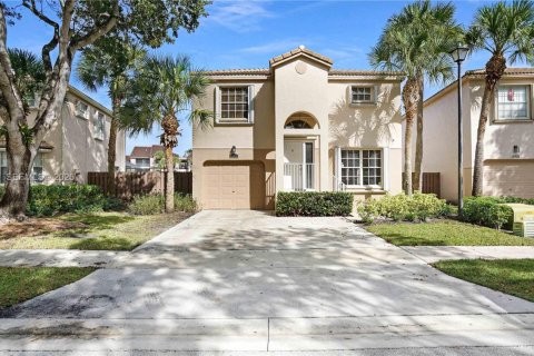 Casa en venta en Plantation, Florida, 3 dormitorios, 137.87 m2 № 1987663 - foto 4