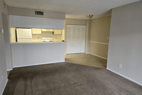 Condominio en alquiler en Fort Myers, Florida, 2 dormitorios, 94.57 m2 № 1406756 - foto 3