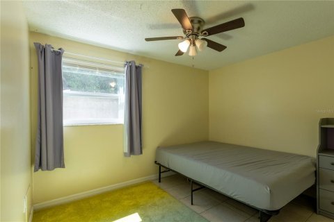 House in Clearwater, Florida 4 bedrooms, 128.21 sq.m. № 2149662 - photo 22
