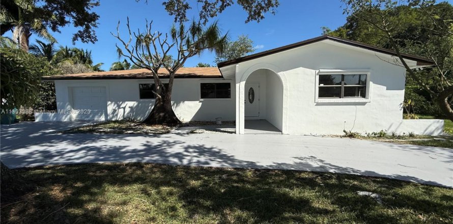 Casa en Homestead, Florida 4 dormitorios, 133.78 m2 № 1954390