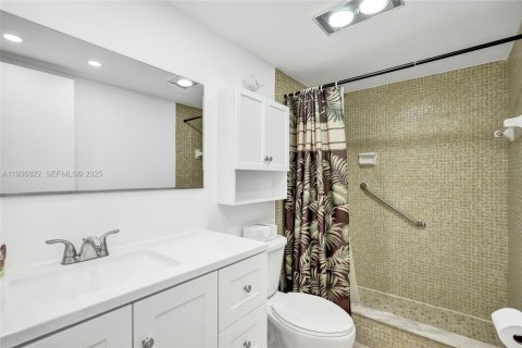 Copropriété à vendre à Hallandale Beach, Floride: 2 chambres, 102.19 m2 № 1994748 - photo 11