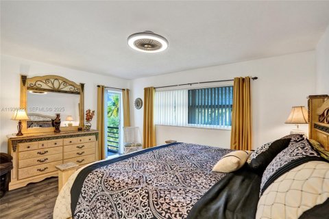 Copropriété à vendre à Hallandale Beach, Floride: 2 chambres, 102.19 m2 № 1994748 - photo 10