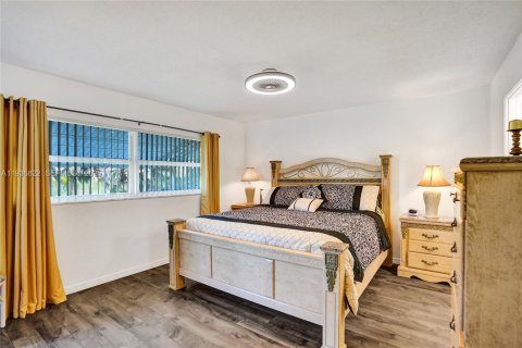 Copropriété à vendre à Hallandale Beach, Floride: 2 chambres, 102.19 m2 № 1994748 - photo 7