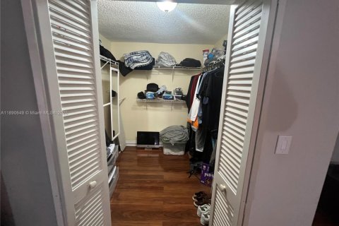 Adosado en venta en Davie, Florida, 3 dormitorios, 126.35 m2 № 1944926 - foto 21