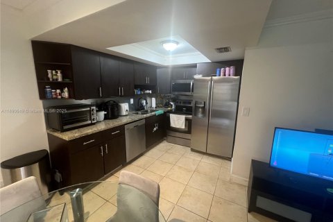 Adosado en venta en Davie, Florida, 3 dormitorios, 126.35 m2 № 1944926 - foto 4