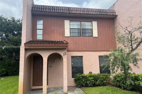 Adosado en venta en Davie, Florida, 3 dormitorios, 126.35 m2 № 1944926 - foto 1