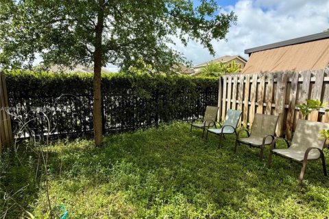 Villa ou maison à vendre à Miami Gardens, Floride: 4 chambres, 148.83 m2 № 2068199 - photo 16