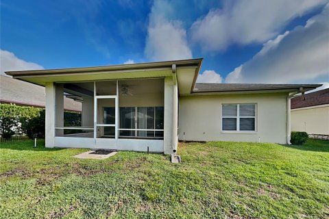 Villa ou maison à louer à Winter Haven, Floride: 3 chambres, 198.44 m2 № 2117773 - photo 17