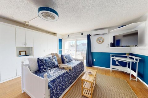 Condominio en venta en New Smyrna Beach, Florida, 1 dormitorio, 42.64 m2 № 2103084 - foto 10