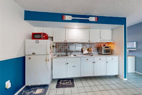 Condominio en venta en New Smyrna Beach, Florida, 1 dormitorio, 42.64 m2 № 2103084 - foto 13