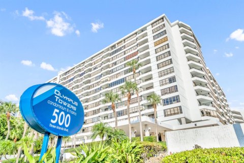 Condo in Hallandale Beach, Florida, 2 bedrooms  № 2193283