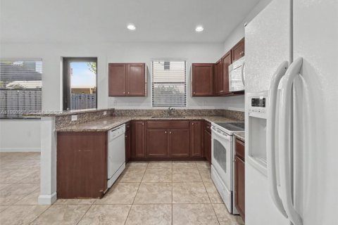 Купить таунхаус в Хомстед, Флорида 3 спальни, 142.6м2, № 2024462 - фото 25