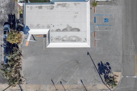 Commercial property in Redington Beach, Florida 148.27 sq.m. № 1562673 - photo 23