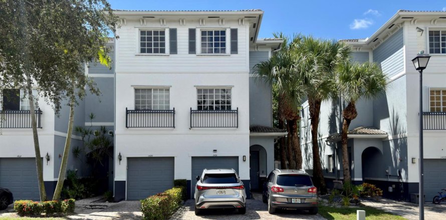 Touwnhouse à Lauderhill, Floride 3 chambres, 190.45 m2 № 2386883