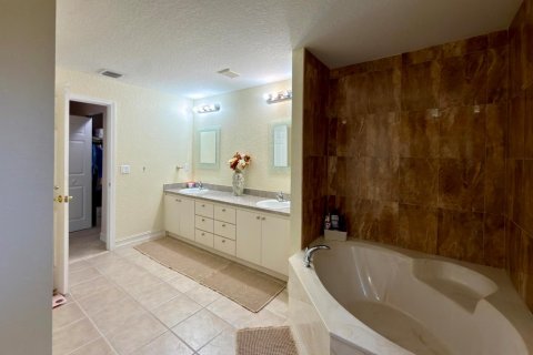 Touwnhouse à louer à Lauderhill, Floride: 3 chambres, 190.45 m2 № 2386883 - photo 24