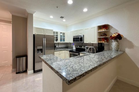 Touwnhouse à louer à Lauderhill, Floride: 3 chambres, 190.45 m2 № 2386883 - photo 7