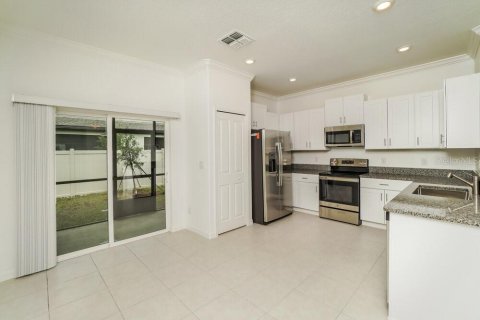 Touwnhouse à louer à Lutz, Floride: 3 chambres, 151.8 m2 № 2420548 - photo 6