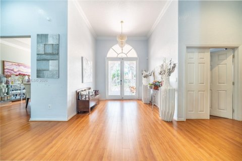 Villa ou maison à vendre à Davie, Floride: 5 chambres, 357.4 m2 № 2064444 - photo 4