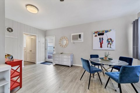 Apartamento en alquiler en Sarasota, Florida, 1 dormitorio, 69.68 m2 № 1721577 - foto 7