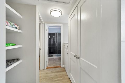 Apartamento en alquiler en Sarasota, Florida, 1 dormitorio, 69.68 m2 № 1721577 - foto 22