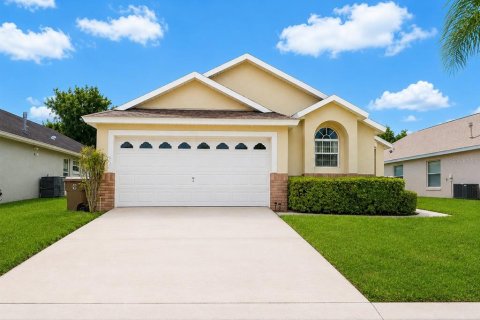 House in Kissimmee, Florida 4 bedrooms, 167.22 sq.m. № 2363401