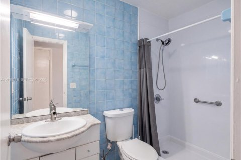 Villa ou maison à vendre à Homestead, Floride: 4 chambres, 175.12 m2 № 2400765 - photo 19
