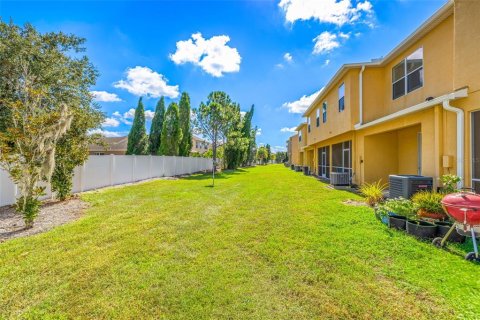 Condo in Riverview, Florida, 2 bedrooms № 2156126 - photo 24