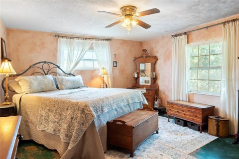 House in Kissimmee, Florida 4 bedrooms, 198.35 sq.m. № 1760424 - photo 13