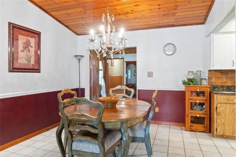 House in Kissimmee, Florida 4 bedrooms, 198.35 sq.m. № 1760424 - photo 21
