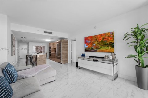 Condominio en venta en Miami, Florida, 1 dormitorio, 79.34 m2 № 2088970 - foto 21
