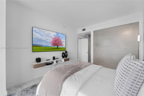Condominio en venta en Miami, Florida, 1 dormitorio, 79.34 m2 № 2088970 - foto 26