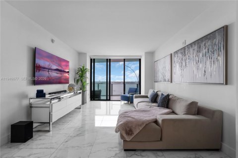 Condominio en venta en Miami, Florida, 1 dormitorio, 79.34 m2 № 2088970 - foto 16