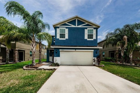 House in Hudson, Florida 3 bedrooms, 218.51 sq.m. № 1761462 - photo 1